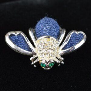 Joan Rivers Bee Pin Brooch Blue Denim Pave Crystal Silver Tone Rhinestones Vtg